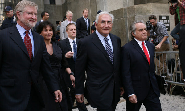 DSK%20leaving%20court.jpg