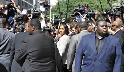 Diallo%20outside%20courthouse.jpg