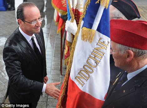 Hollande%20soaking%20wet.jpg