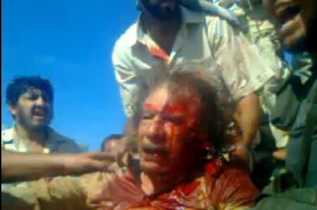 Kaddafi%20being%20beaten%202.jpg