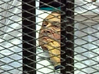 Mubarak%20in%20cage.jpg