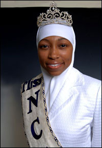 Muslim%20beauty%20queen%20with%20head%20covering.jpg