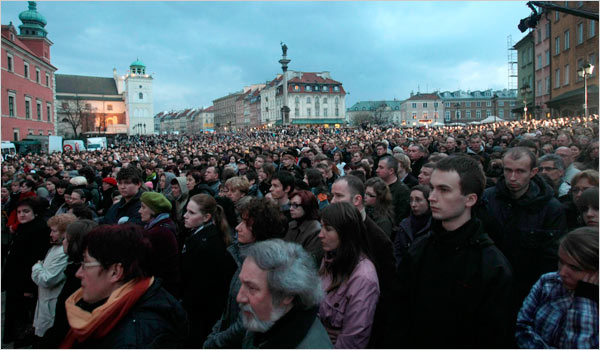 Polish%20crowd.jpg